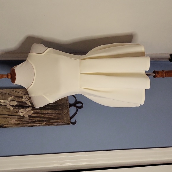 NWT Fit and Flare White Dress 6P 6 Petite Mini Knit - Picture 1 of 4